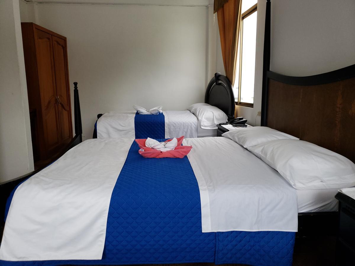 Hostal Cormorant Flightless Puerto Ayora (Galapagos Islands) Exterior photo