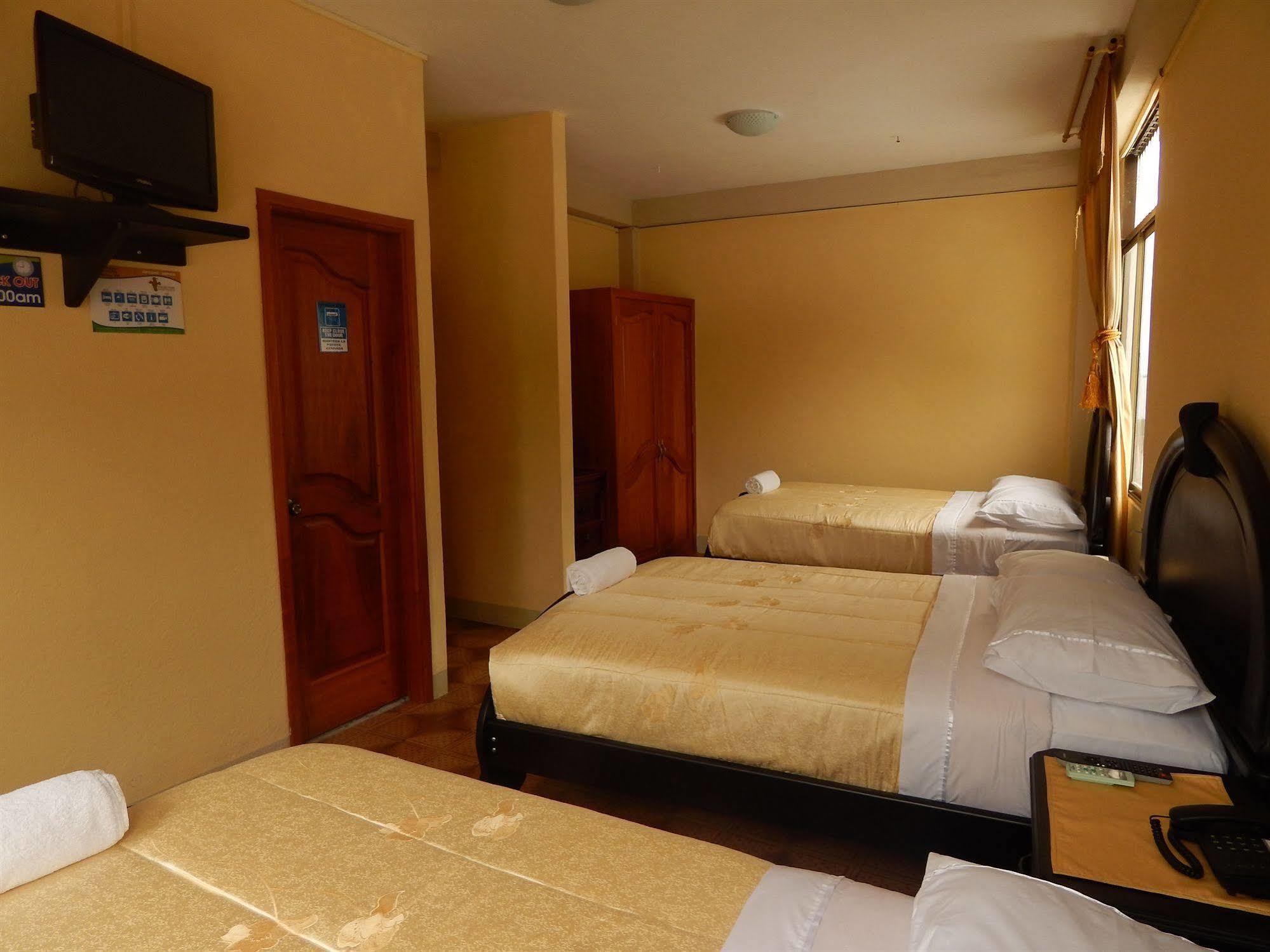 Hostal Cormorant Flightless Puerto Ayora (Galapagos Islands) Exterior photo